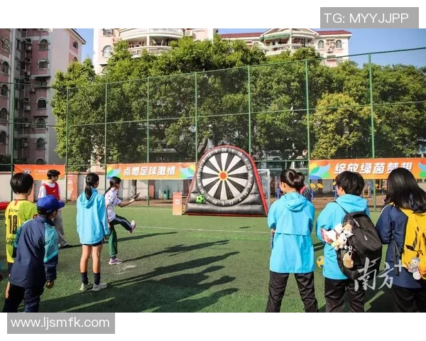 气筒打足球的趣味挑战与技巧分享让你轻松掌握足球技巧